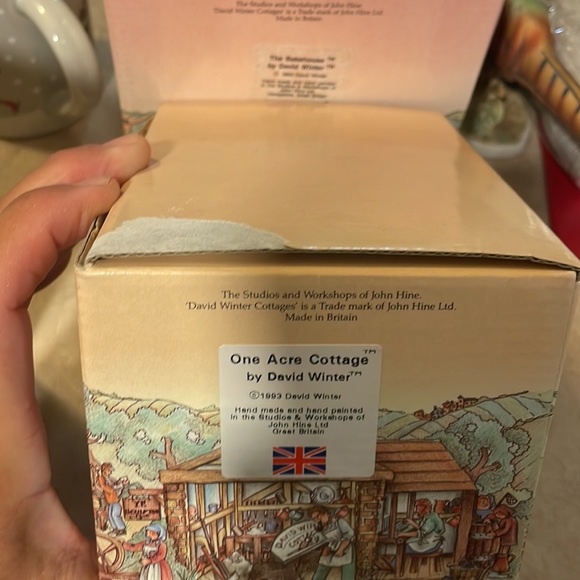 David Winter Cottages Set of 3 - Picture 9 of 15